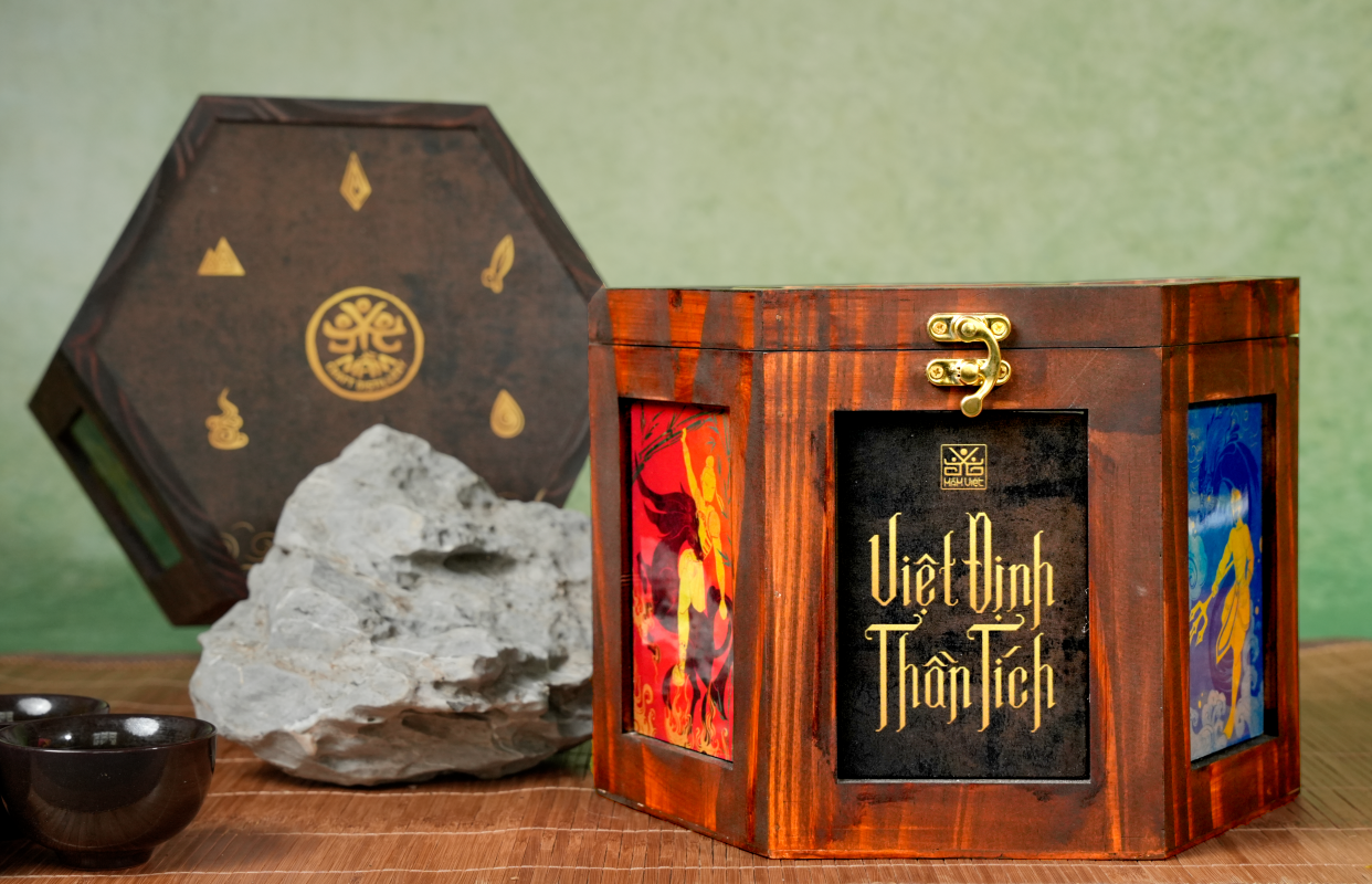 Việt Định Thần Tích – Hành Trình Khám Phá Hồn Việt