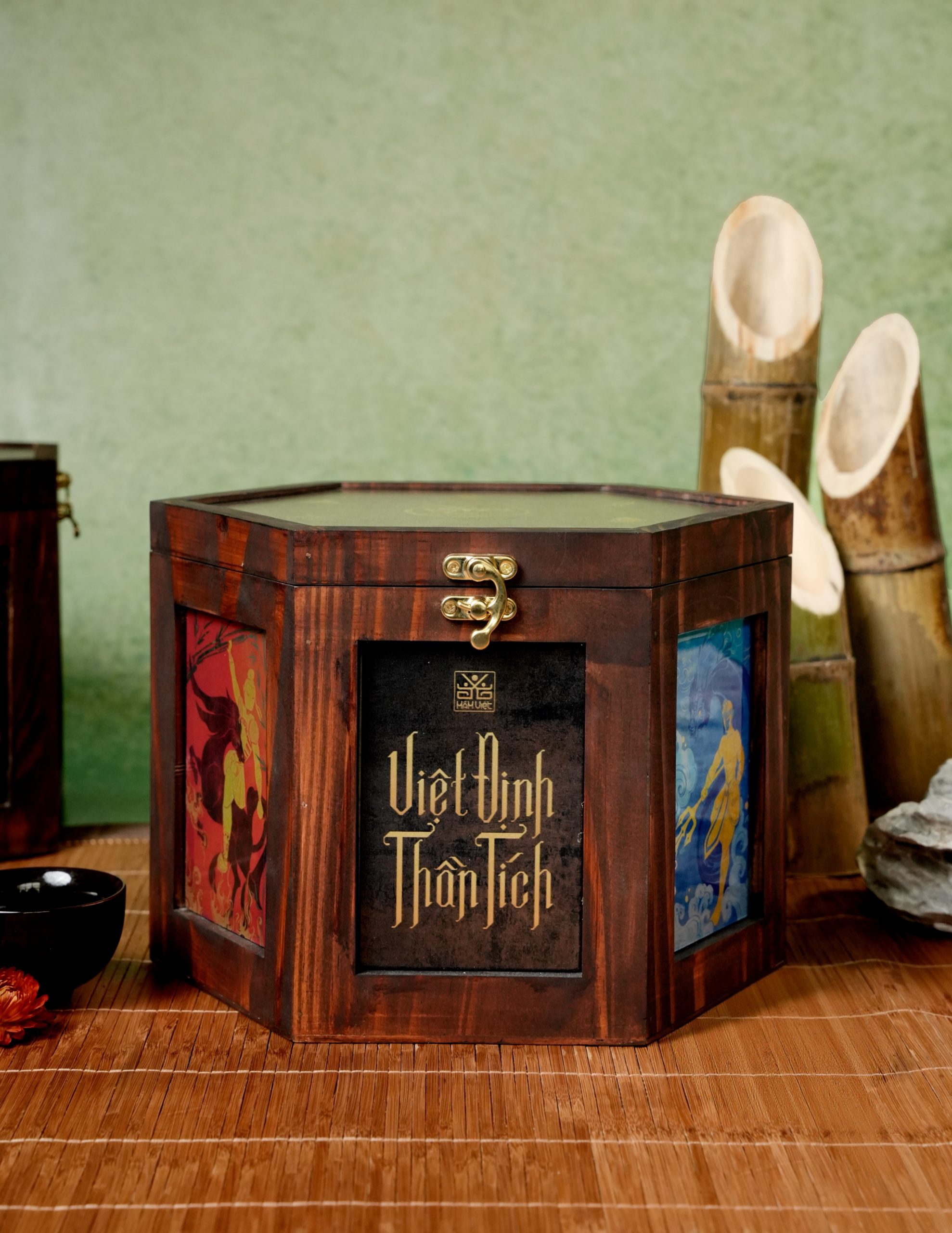 Việt Định Thần Tích – Hành Trình Khám Phá Hồn Việt