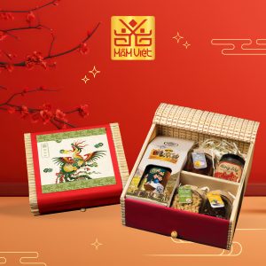 Sparrow of Peach Blossoms